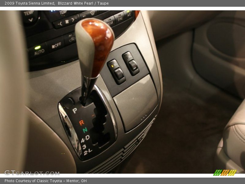 Blizzard White Pearl / Taupe 2009 Toyota Sienna Limited