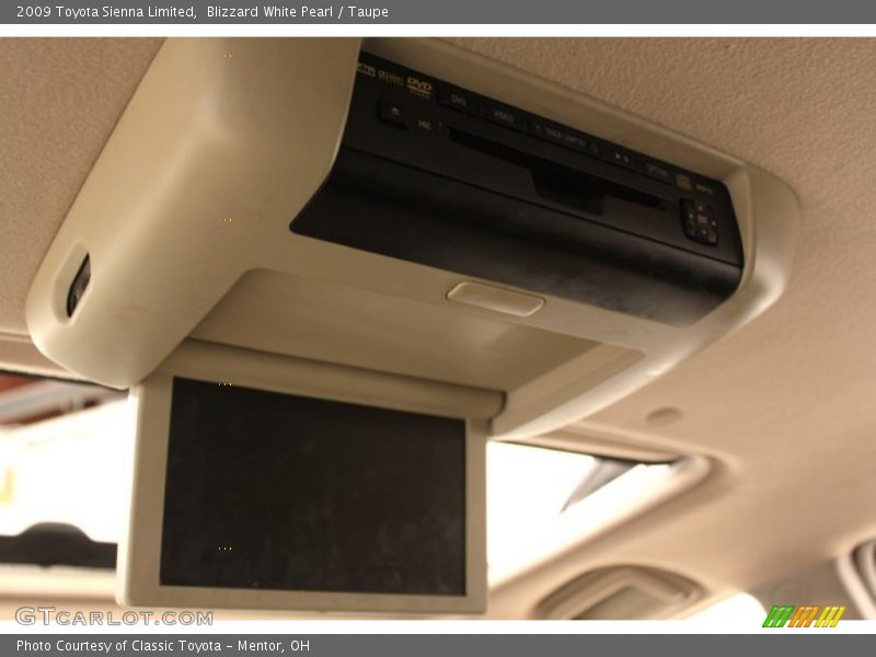 Blizzard White Pearl / Taupe 2009 Toyota Sienna Limited