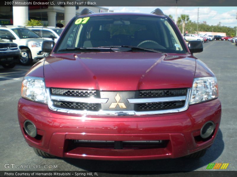 Ultra Red Pearl / Black 2007 Mitsubishi Endeavor LS