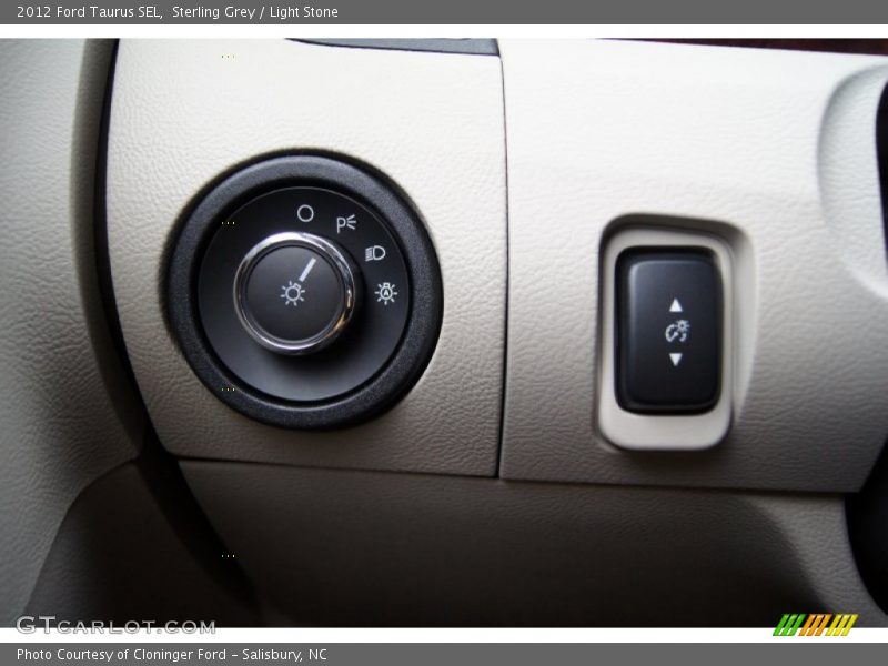 Sterling Grey / Light Stone 2012 Ford Taurus SEL