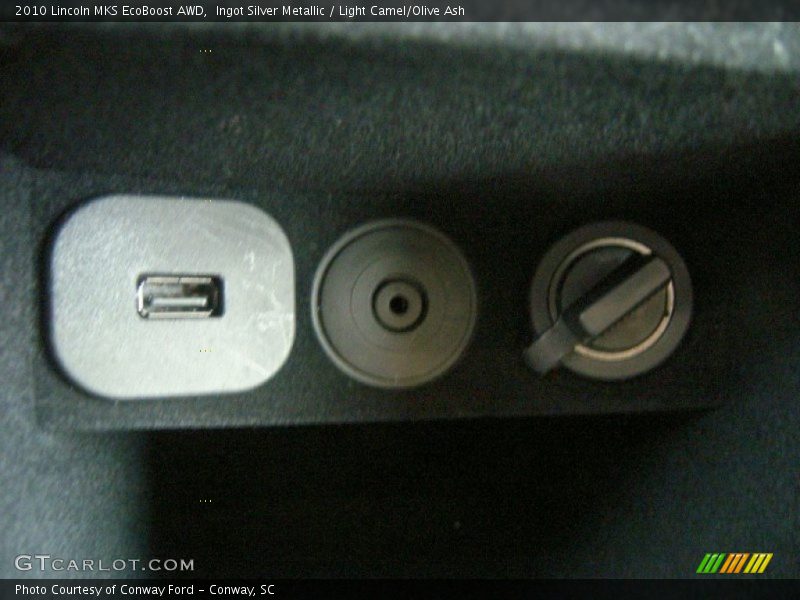 Ingot Silver Metallic / Light Camel/Olive Ash 2010 Lincoln MKS EcoBoost AWD