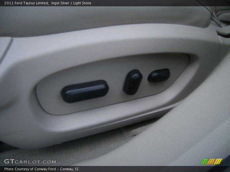 Ingot Silver / Light Stone 2011 Ford Taurus Limited