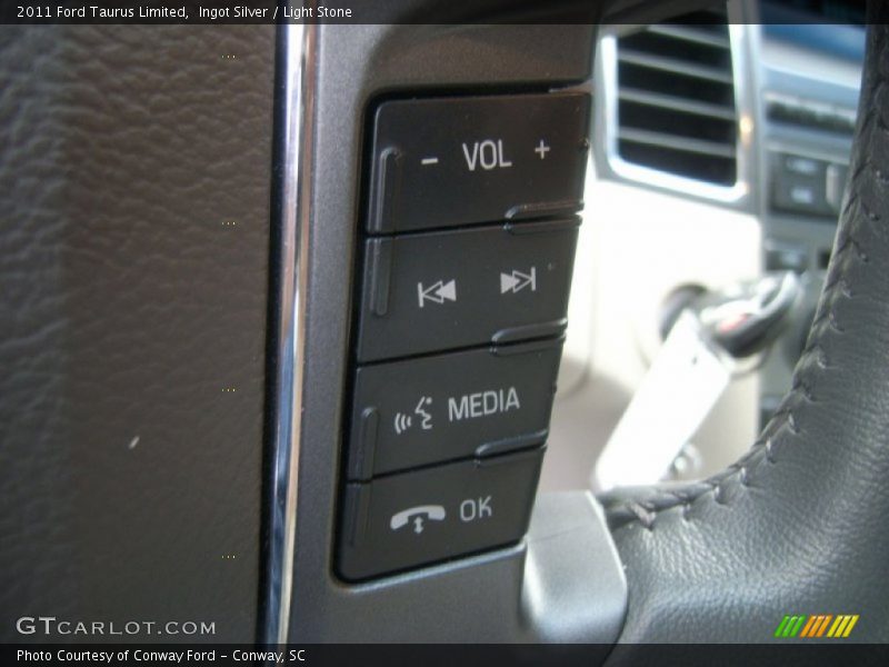 Ingot Silver / Light Stone 2011 Ford Taurus Limited
