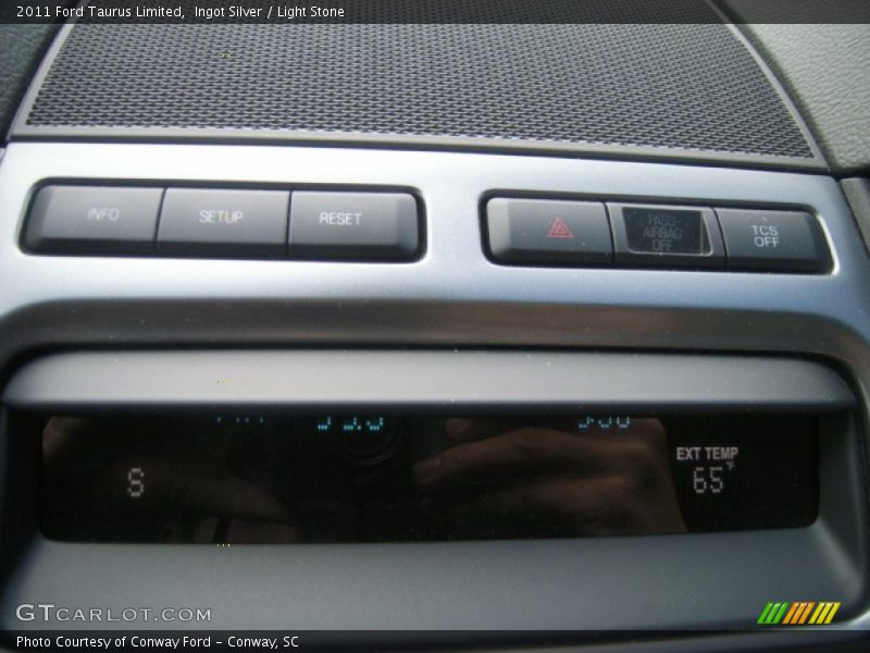 Ingot Silver / Light Stone 2011 Ford Taurus Limited