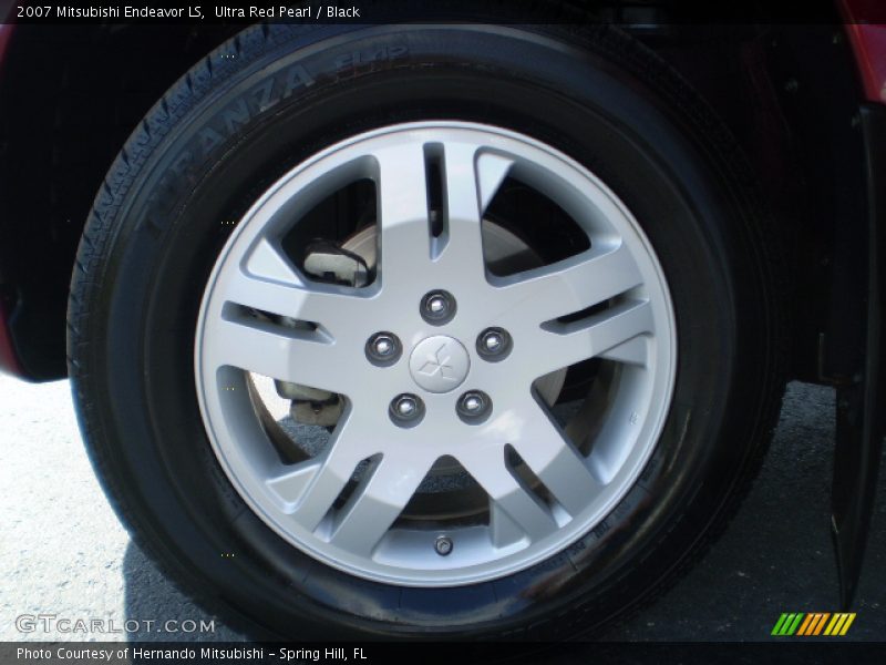 Ultra Red Pearl / Black 2007 Mitsubishi Endeavor LS