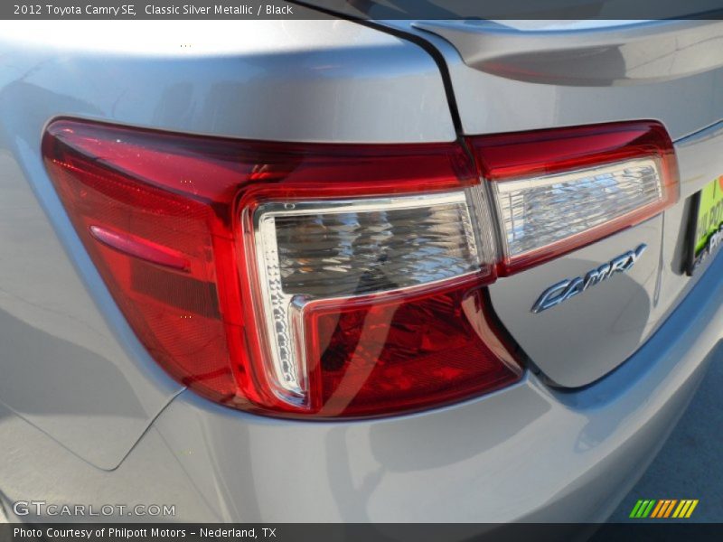 Classic Silver Metallic / Black 2012 Toyota Camry SE