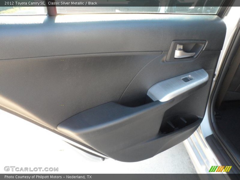 Classic Silver Metallic / Black 2012 Toyota Camry SE