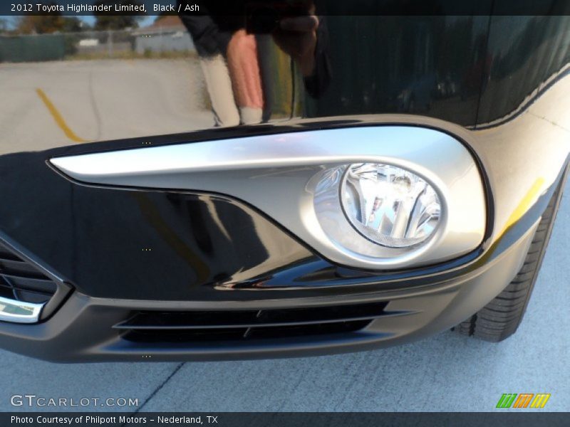 Black / Ash 2012 Toyota Highlander Limited