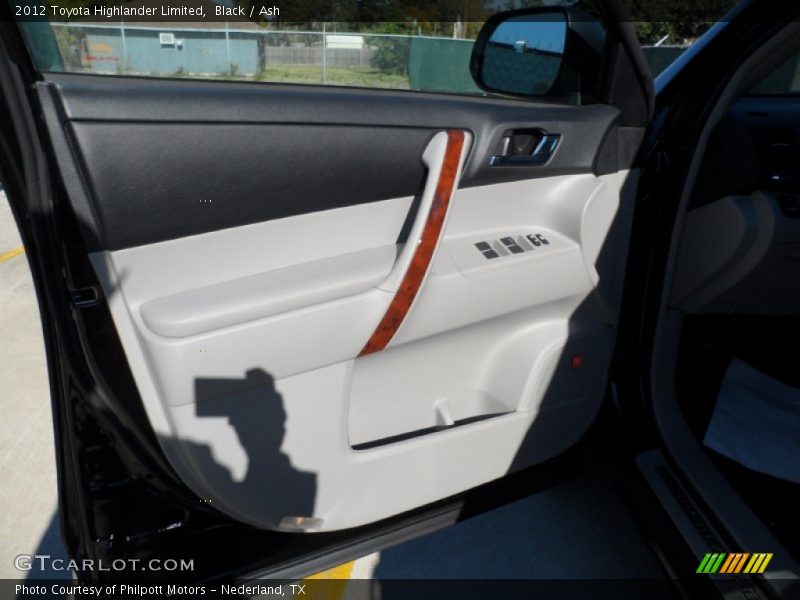 Black / Ash 2012 Toyota Highlander Limited