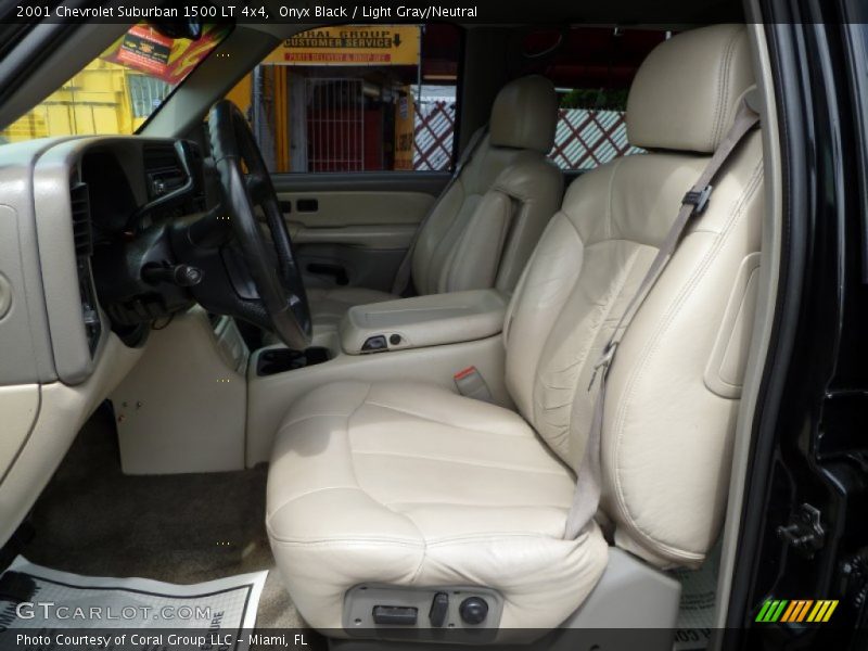 Onyx Black / Light Gray/Neutral 2001 Chevrolet Suburban 1500 LT 4x4