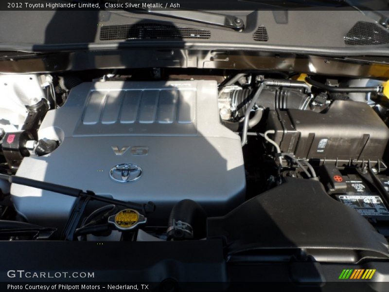 Classic Silver Metallic / Ash 2012 Toyota Highlander Limited