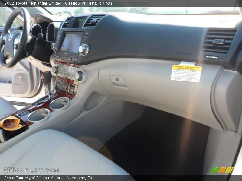 Classic Silver Metallic / Ash 2012 Toyota Highlander Limited