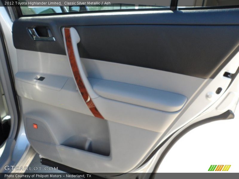 Classic Silver Metallic / Ash 2012 Toyota Highlander Limited