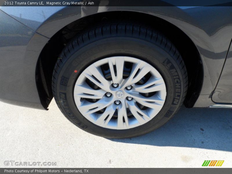 Magnetic Gray Metallic / Ash 2012 Toyota Camry LE