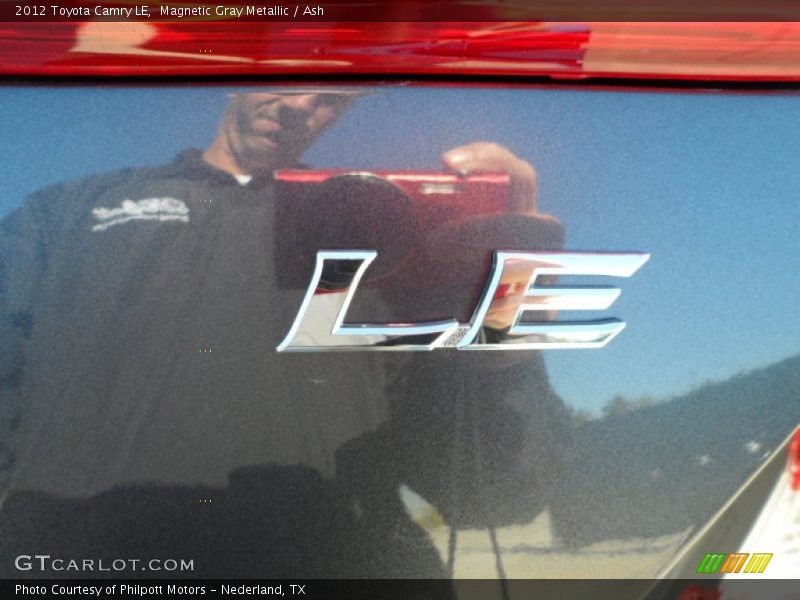 Magnetic Gray Metallic / Ash 2012 Toyota Camry LE