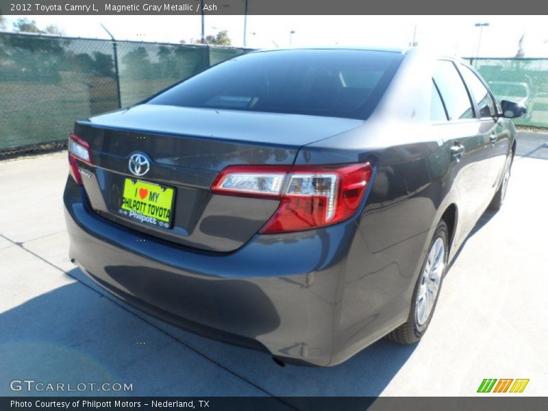 Magnetic Gray Metallic / Ash 2012 Toyota Camry L