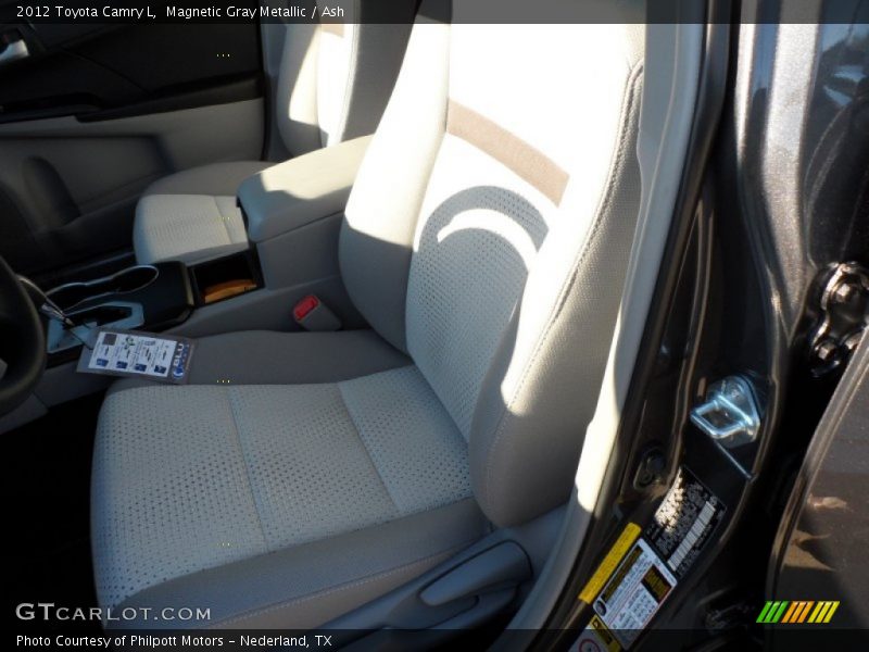 Magnetic Gray Metallic / Ash 2012 Toyota Camry L