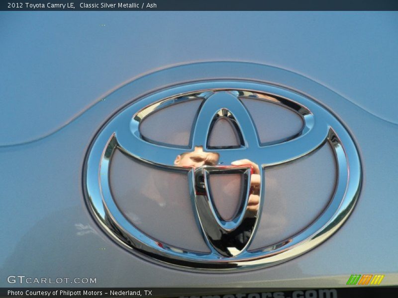 Classic Silver Metallic / Ash 2012 Toyota Camry LE