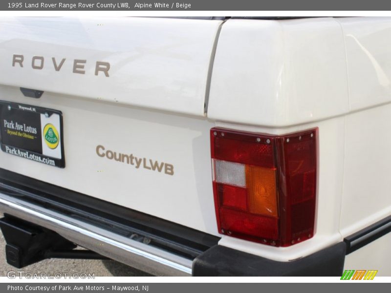 Alpine White / Beige 1995 Land Rover Range Rover County LWB