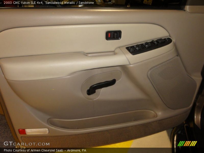 Sandalwood Metallic / Sandstone 2003 GMC Yukon SLE 4x4