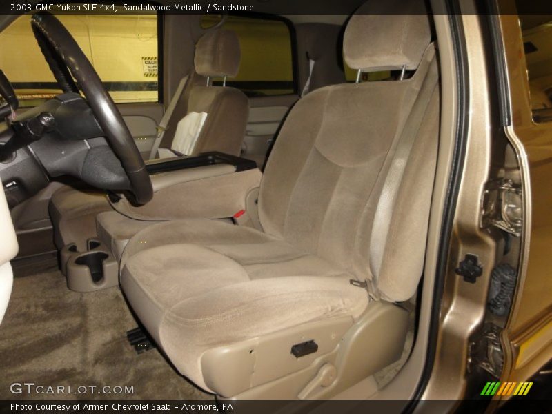 Sandalwood Metallic / Sandstone 2003 GMC Yukon SLE 4x4