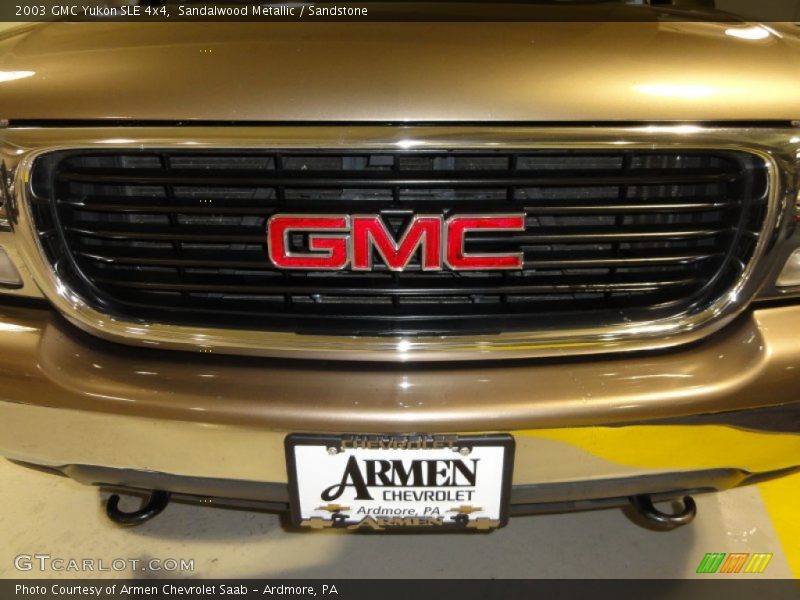 Sandalwood Metallic / Sandstone 2003 GMC Yukon SLE 4x4
