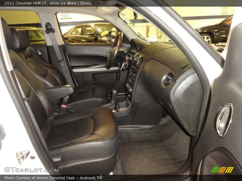 Arctic Ice White / Ebony 2011 Chevrolet HHR LT