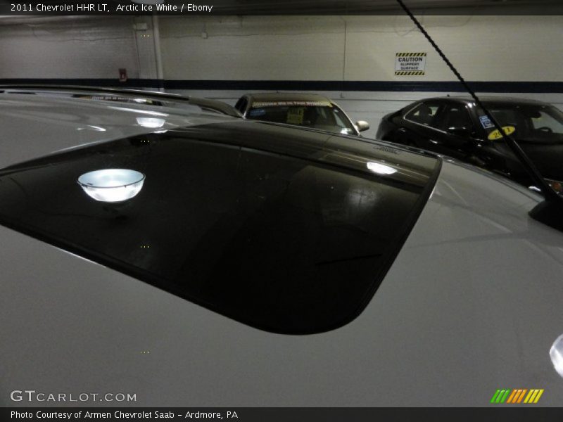 Arctic Ice White / Ebony 2011 Chevrolet HHR LT