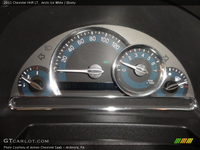Arctic Ice White / Ebony 2011 Chevrolet HHR LT