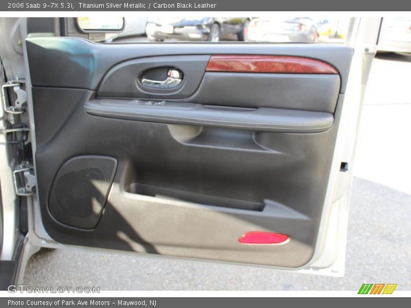 Titanium Silver Metallic / Carbon Black Leather 2006 Saab 9-7X 5.3i