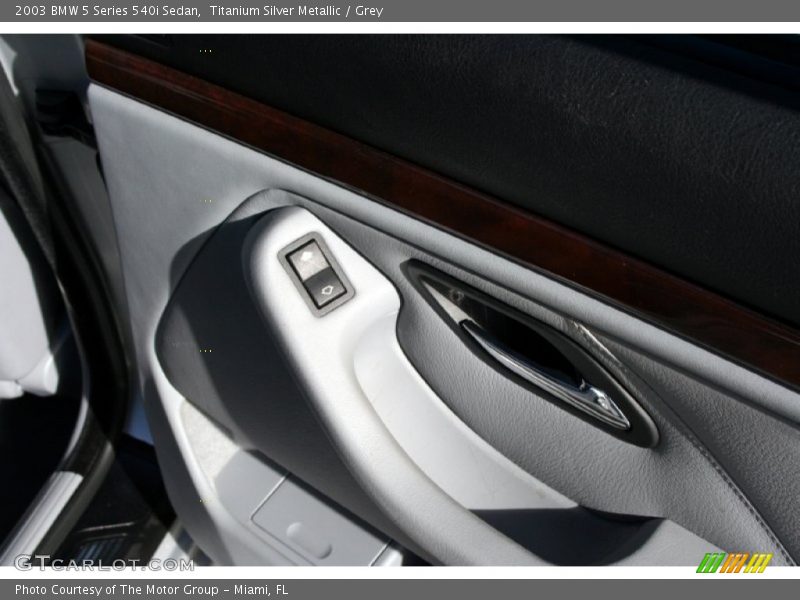 Titanium Silver Metallic / Grey 2003 BMW 5 Series 540i Sedan