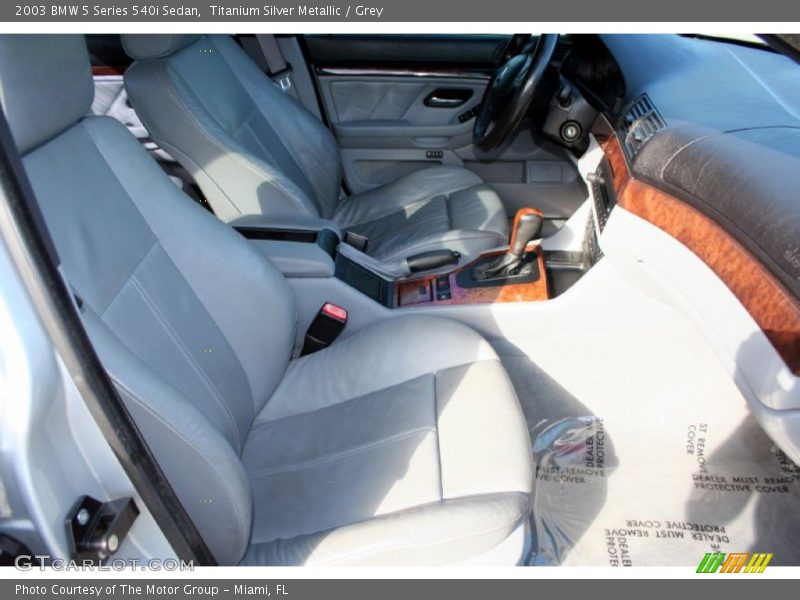 Titanium Silver Metallic / Grey 2003 BMW 5 Series 540i Sedan