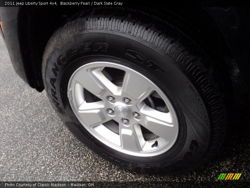 Blackberry Pearl / Dark Slate Gray 2011 Jeep Liberty Sport 4x4