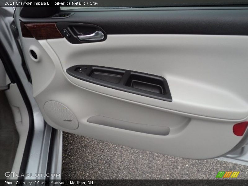 Silver Ice Metallic / Gray 2011 Chevrolet Impala LT