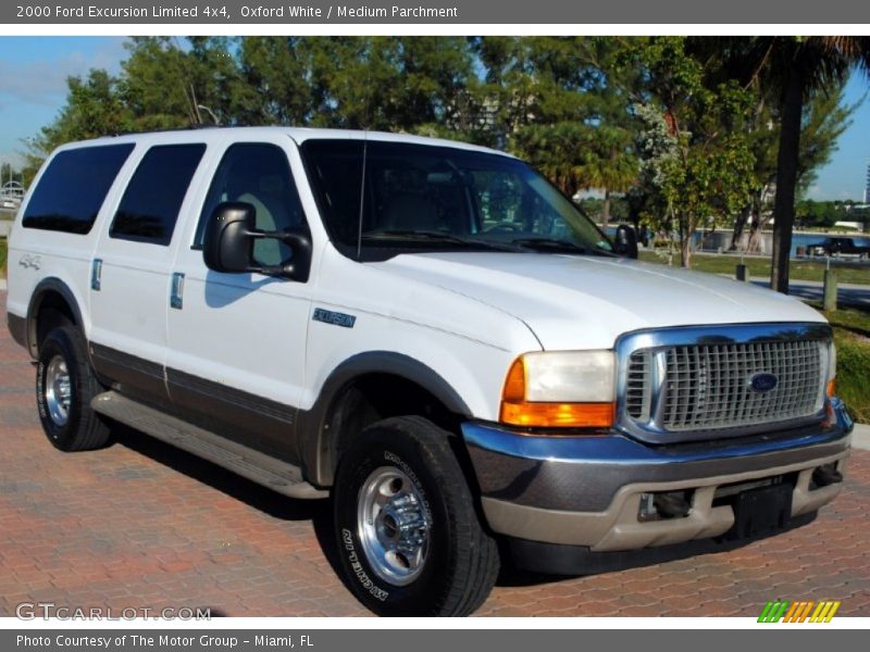 Oxford White / Medium Parchment 2000 Ford Excursion Limited 4x4