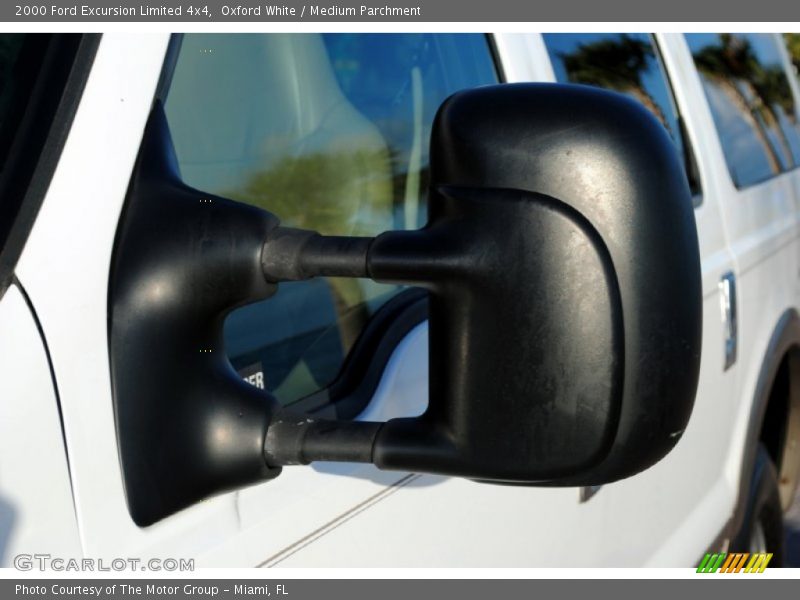 Oxford White / Medium Parchment 2000 Ford Excursion Limited 4x4