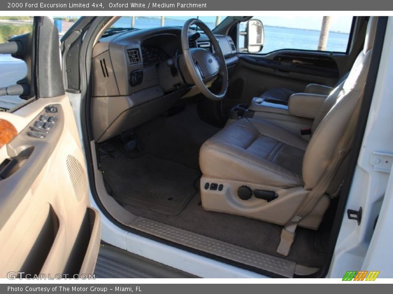 Oxford White / Medium Parchment 2000 Ford Excursion Limited 4x4