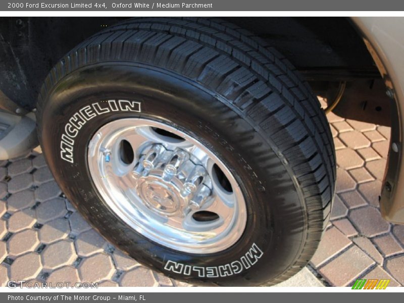 Oxford White / Medium Parchment 2000 Ford Excursion Limited 4x4