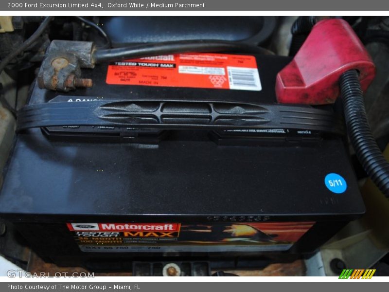 Oxford White / Medium Parchment 2000 Ford Excursion Limited 4x4