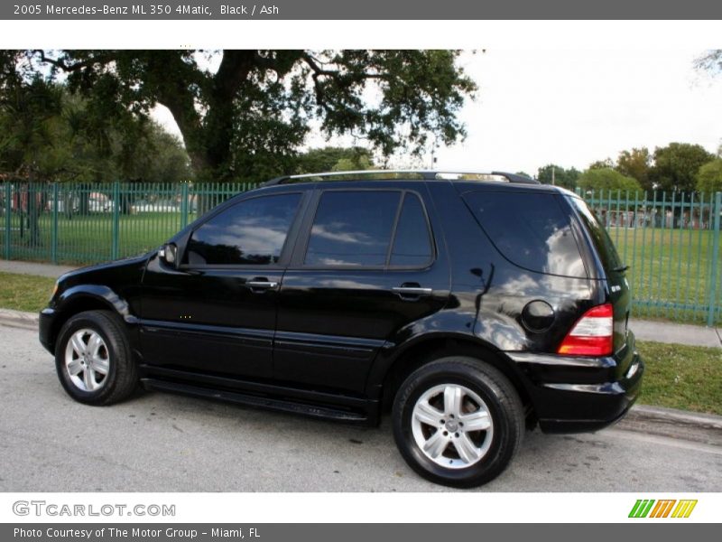 Black / Ash 2005 Mercedes-Benz ML 350 4Matic