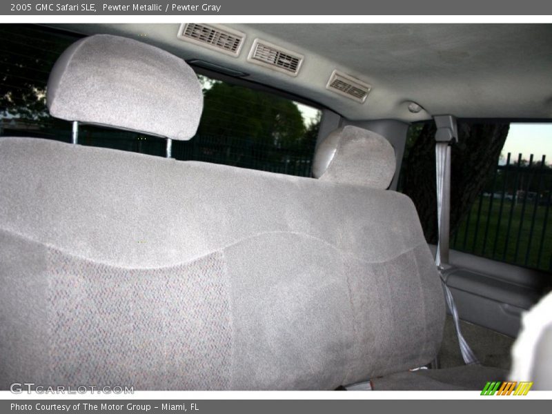 Pewter Metallic / Pewter Gray 2005 GMC Safari SLE