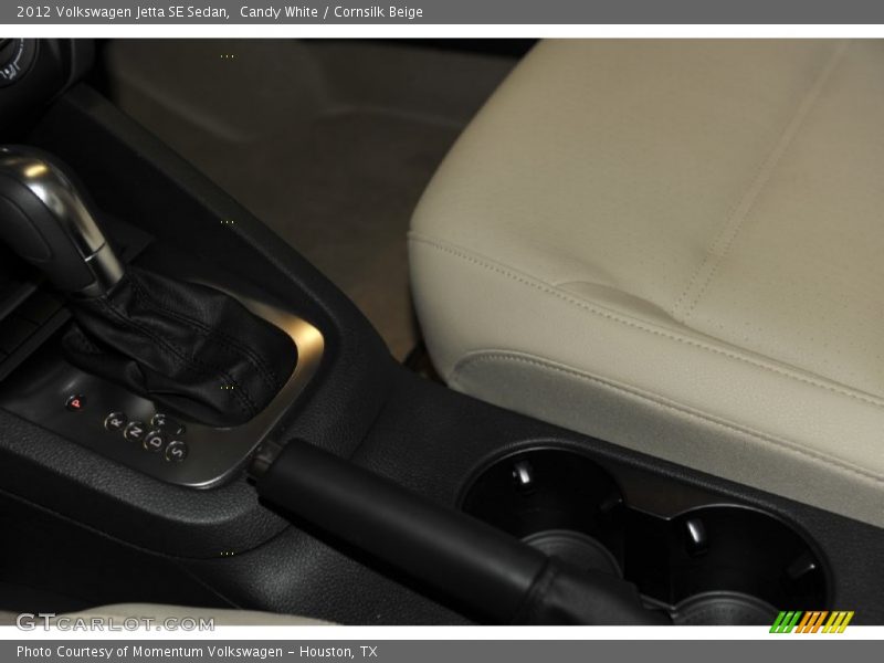 Candy White / Cornsilk Beige 2012 Volkswagen Jetta SE Sedan