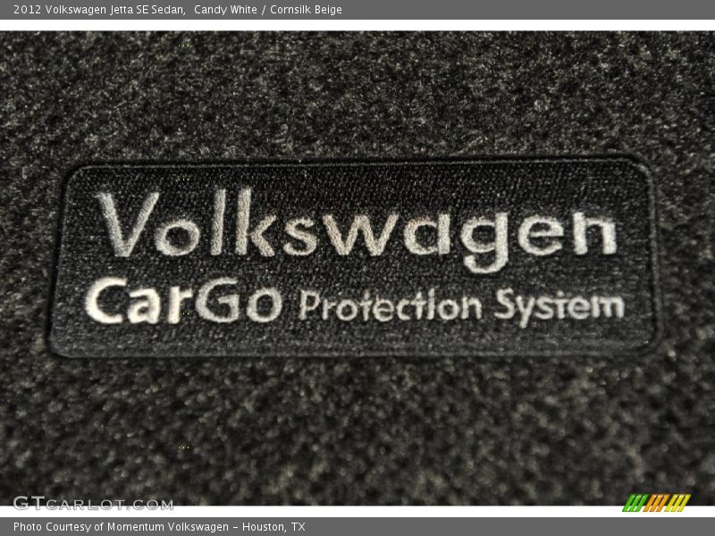 Candy White / Cornsilk Beige 2012 Volkswagen Jetta SE Sedan