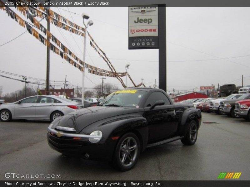 Smokin' Asphalt Black / Ebony Black 2005 Chevrolet SSR