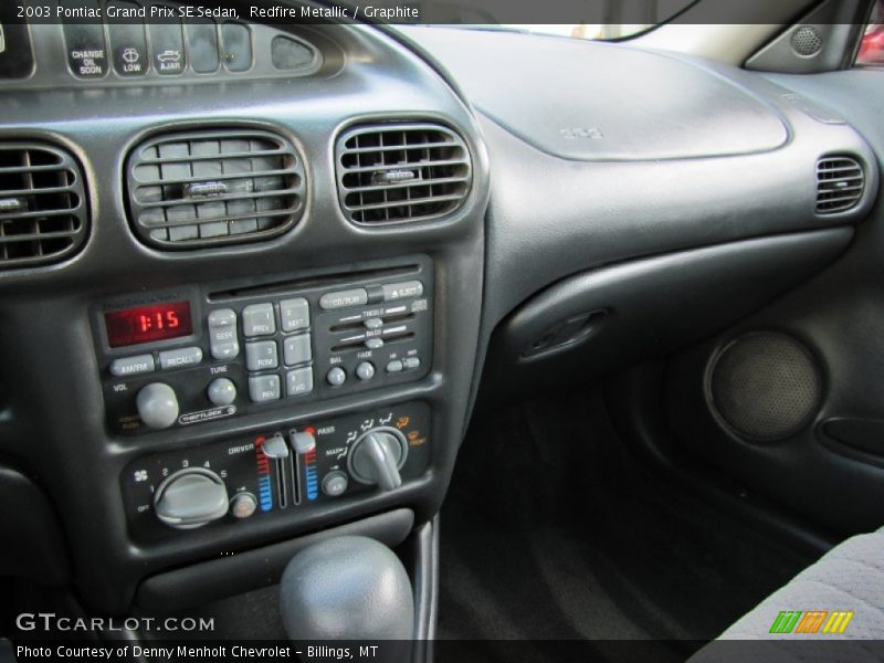 Controls of 2003 Grand Prix SE Sedan
