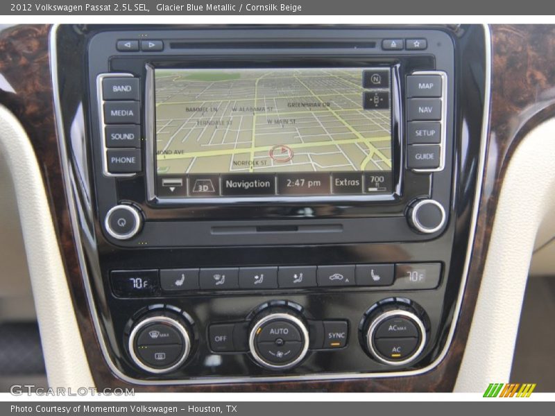 Controls of 2012 Passat 2.5L SEL