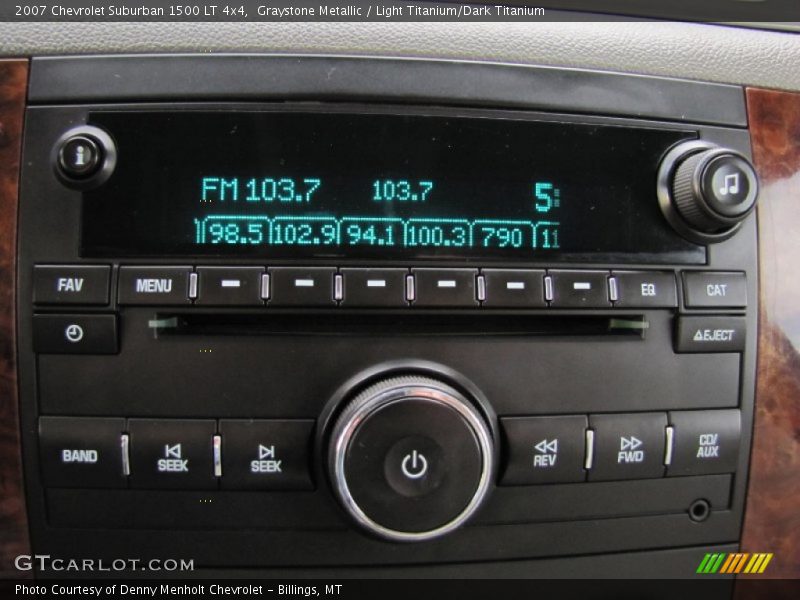 Audio System of 2007 Suburban 1500 LT 4x4