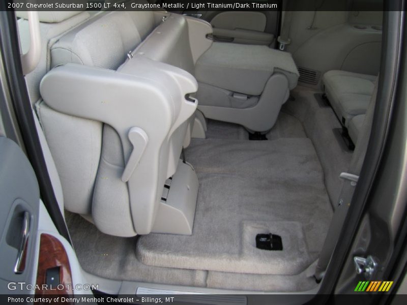 Graystone Metallic / Light Titanium/Dark Titanium 2007 Chevrolet Suburban 1500 LT 4x4