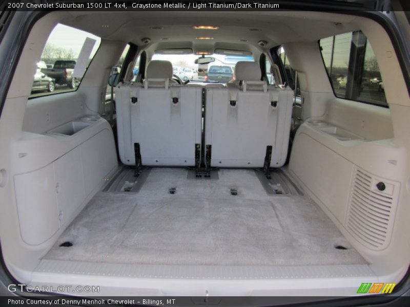  2007 Suburban 1500 LT 4x4 Trunk