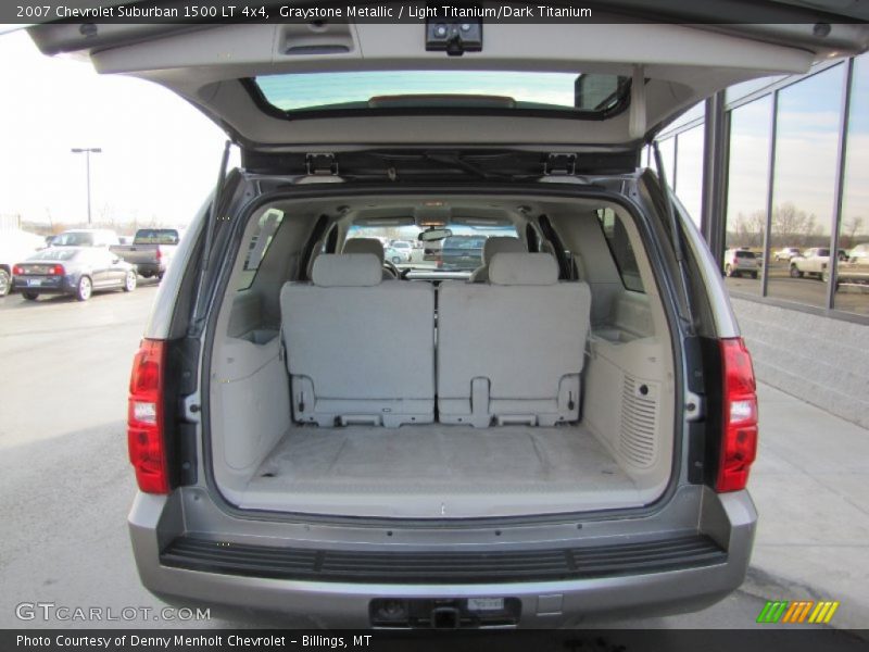  2007 Suburban 1500 LT 4x4 Trunk